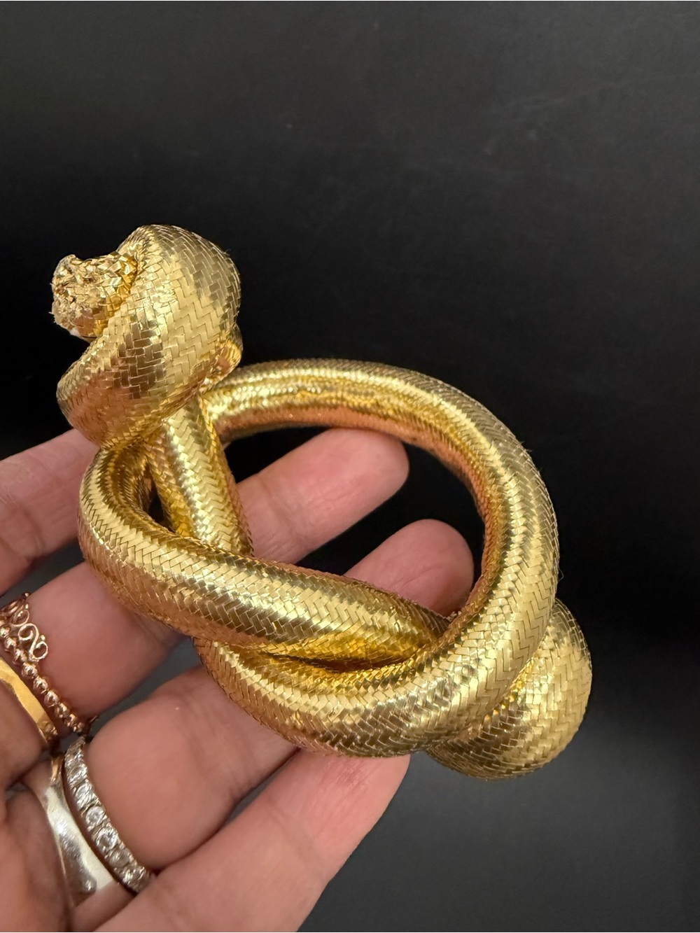 Lot 4 Golden Rope Knot Napkin Rings - Picture 6 of 7